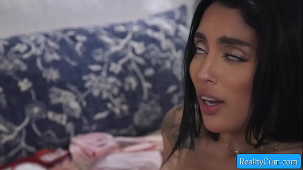 Gorgeous Latina Hottie Babe Get Her Juicy Pussy Licked And Suck Huge Dick – Porn Dad And Son Gay