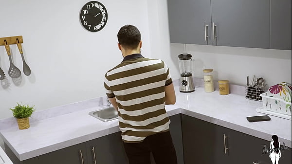 Venecas Ladronas Se Meten A Una Casa Y Convencen Al Dueño Con Mucho Sexo Asuna Bi Confusion Porn